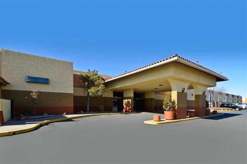Clarion Inn & Suites Roswell Ngoại thất bức ảnh