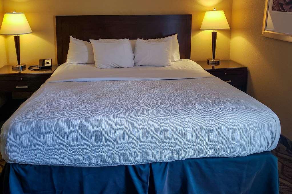 Clarion Inn & Suites Roswell Phòng bức ảnh