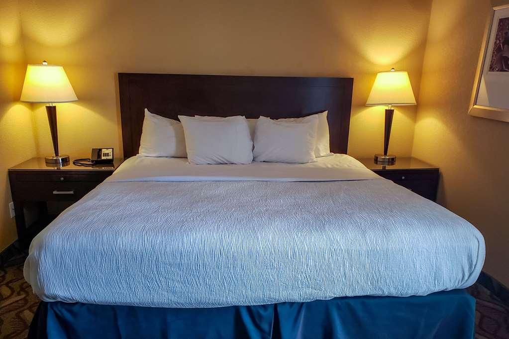 Clarion Inn & Suites Roswell Phòng bức ảnh